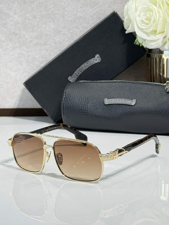 Picture of Chrome Hearts Sunglasses _SKUfw77816714fw